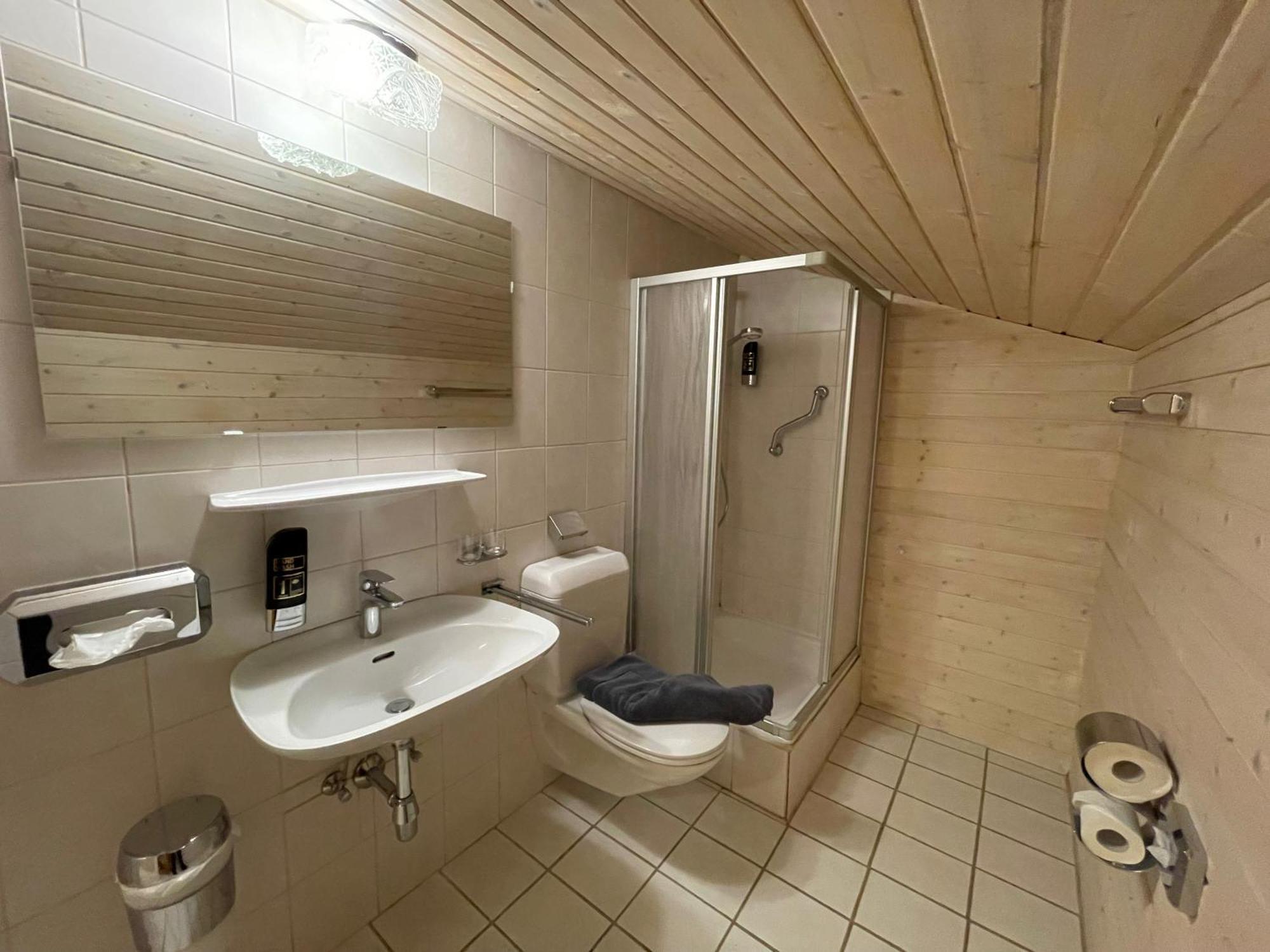 Bed and Breakfast Garni Baerenwirt Лойташ Екстер'єр фото