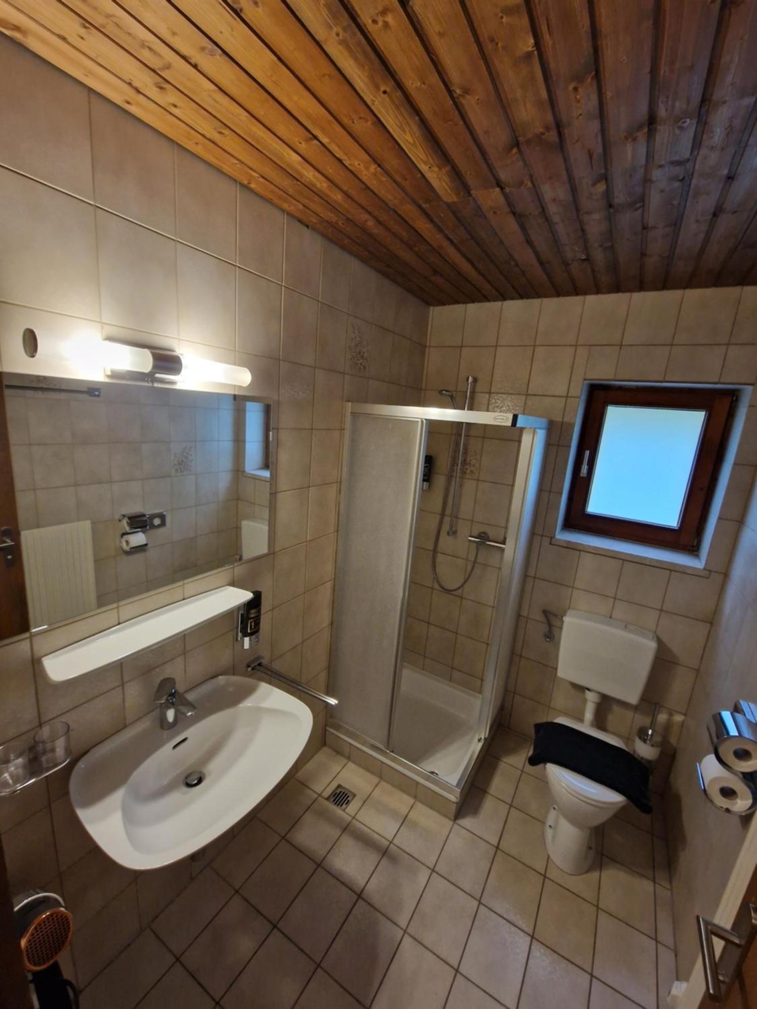 Bed and Breakfast Garni Baerenwirt Лойташ Екстер'єр фото